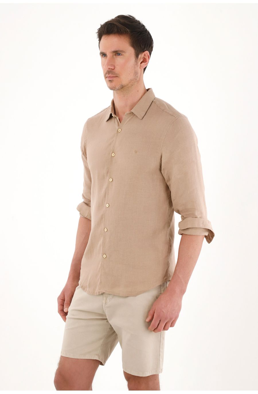 Camisa en 100% lino con bordado café para hombre