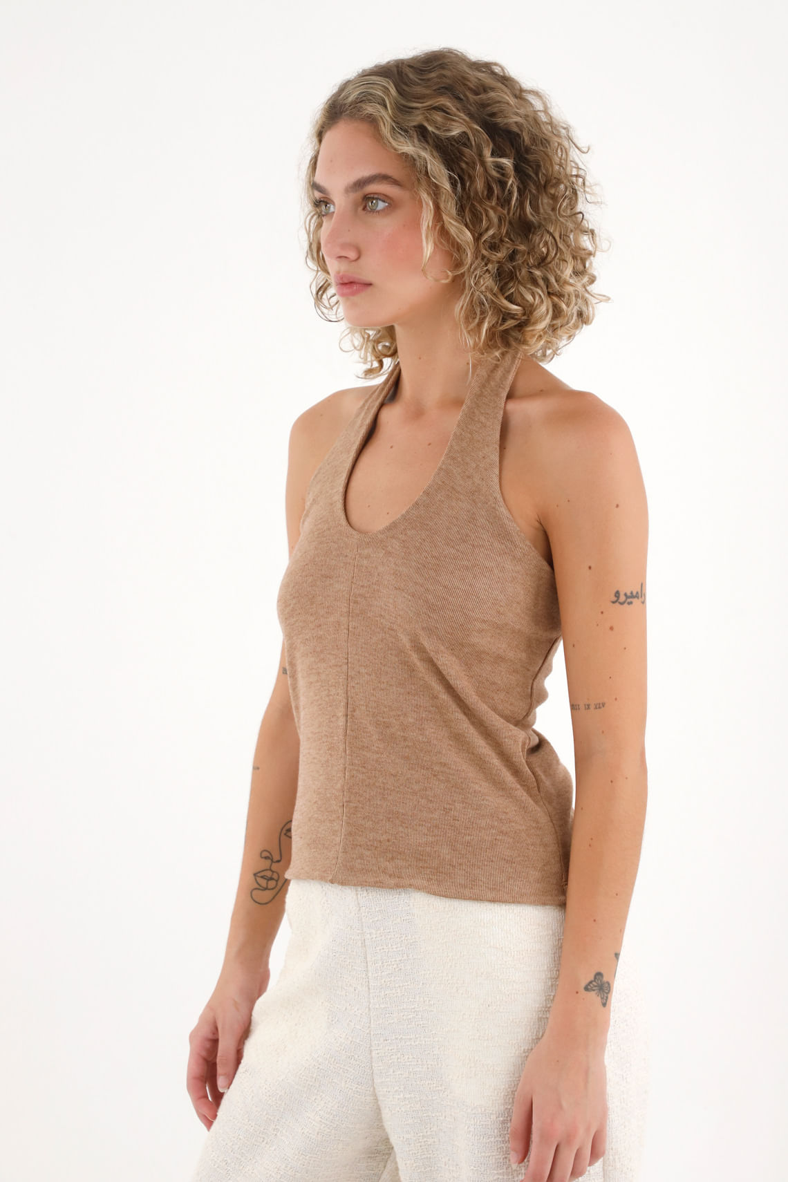 Camiseta de tiras que anudan en cuello crudo para mujer