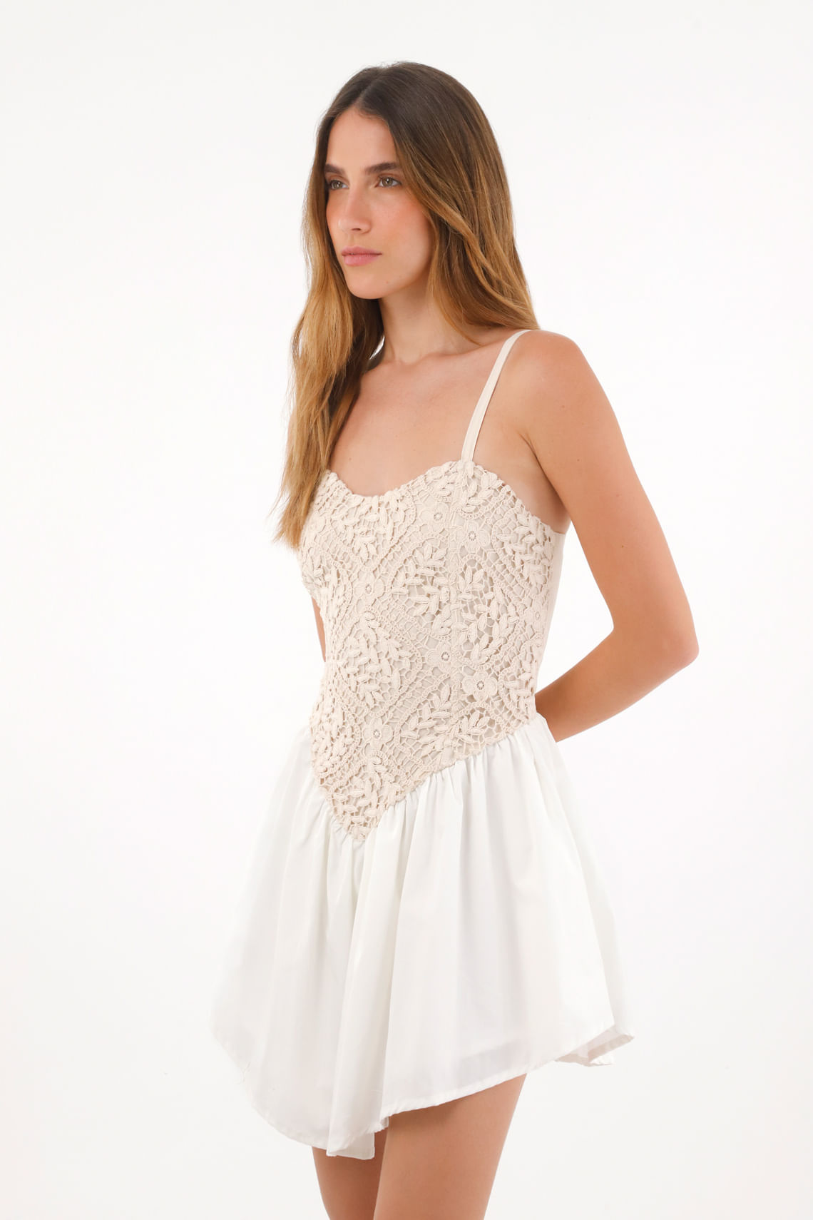 Vestido corto tipo corsé crudo para mujer