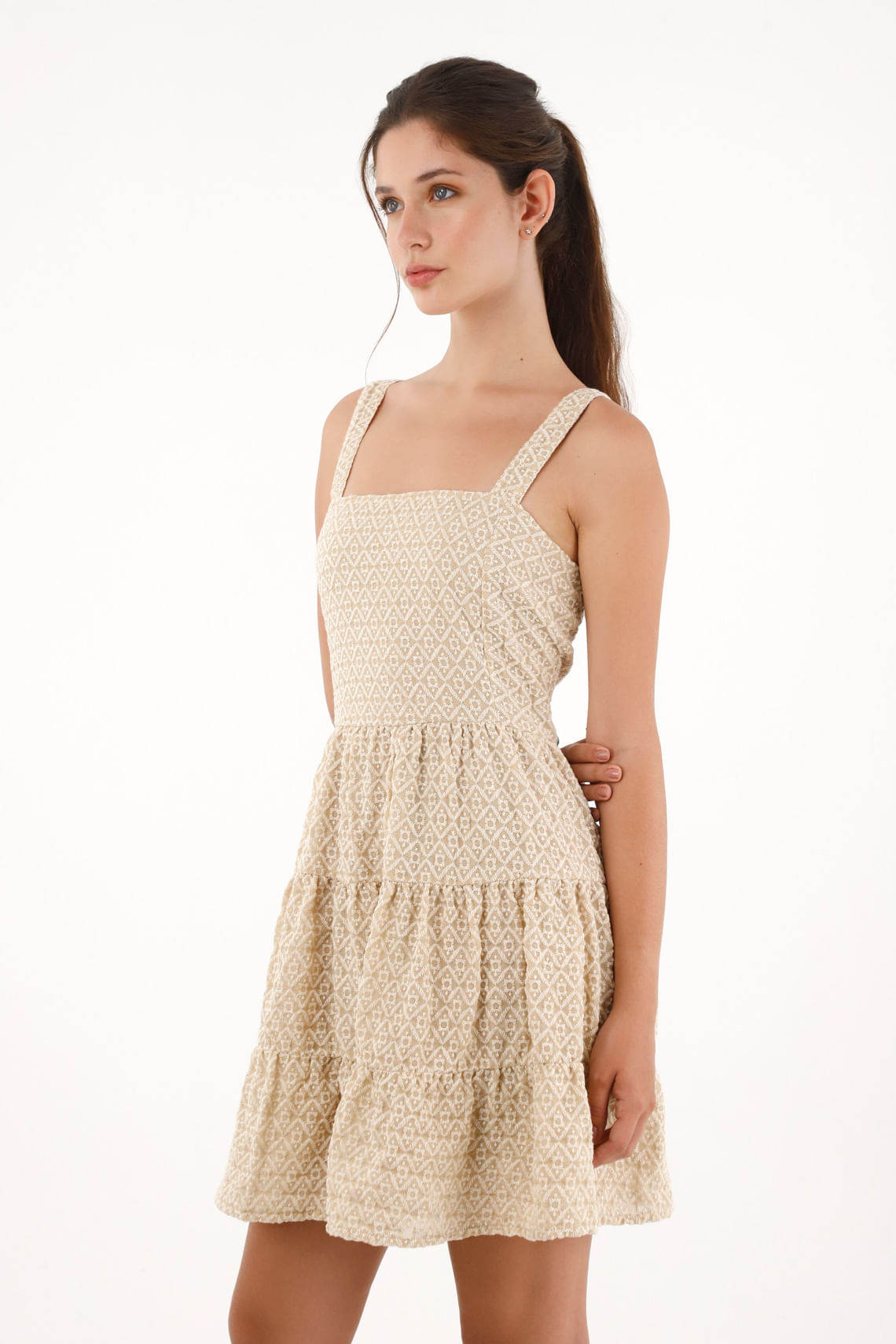 Vestido corto en tela bordada crudo para mujer