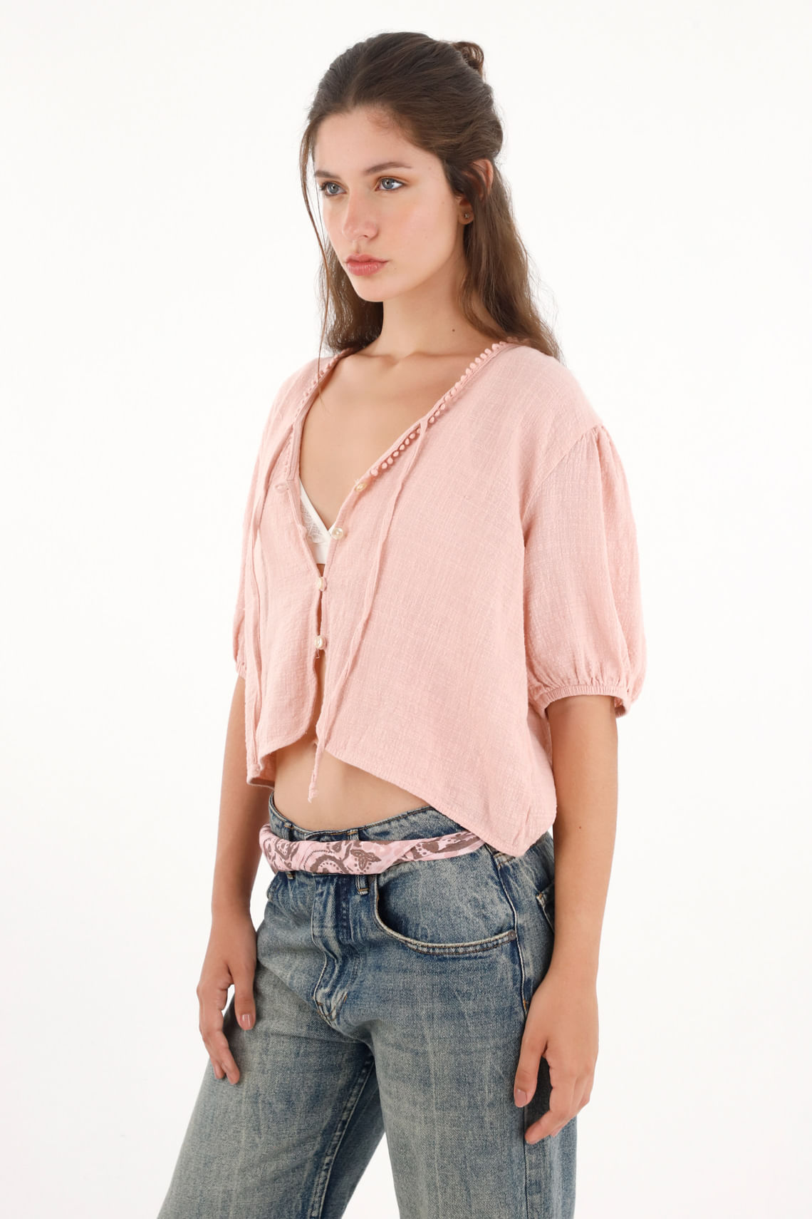 Camisa manga corta con bolillo rosada para mujer
