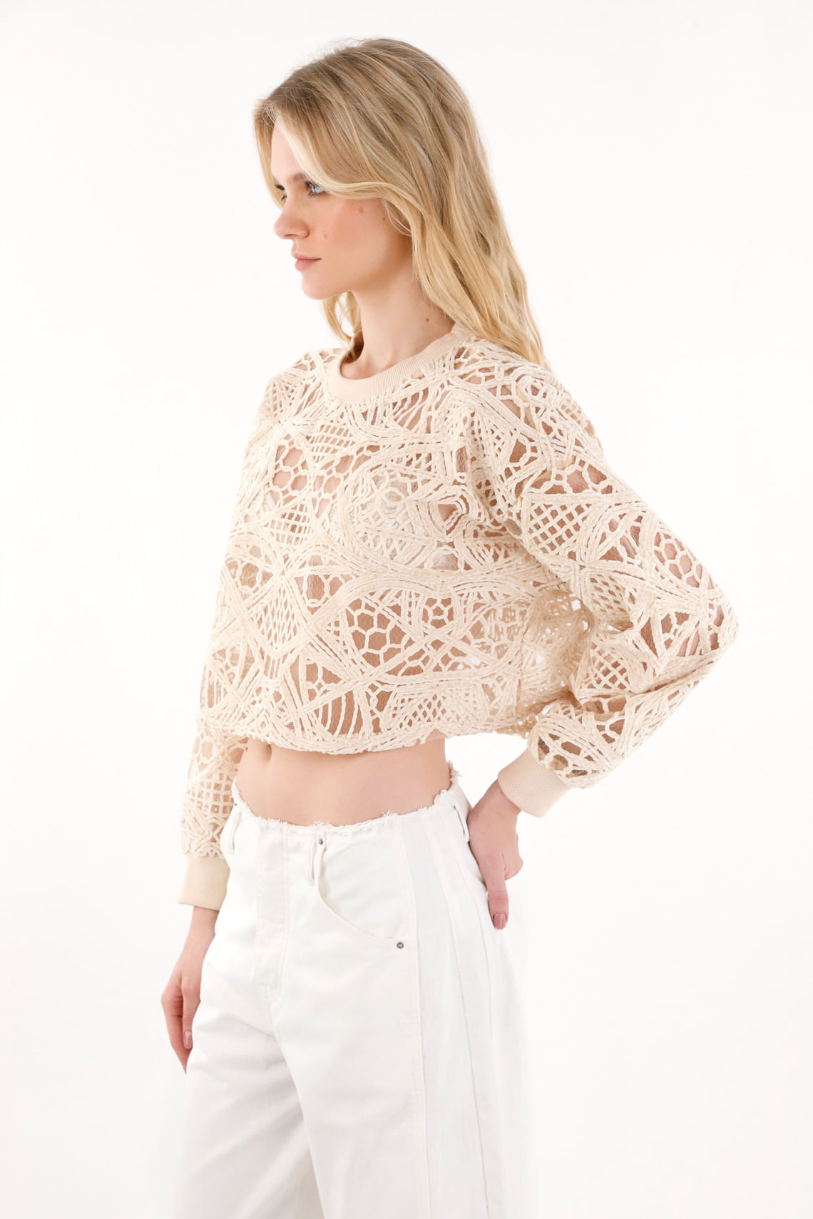 Buzo con transparencia crudo para mujer