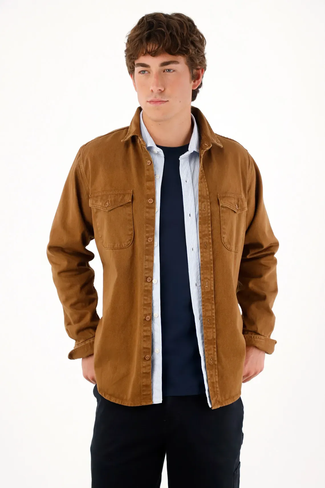 Camisa en dril manga larga café para hombre