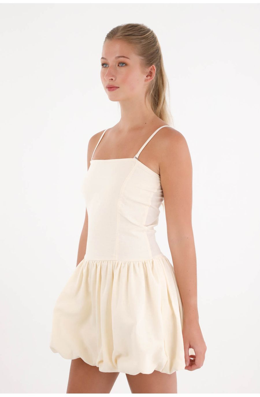 Vestido corto strapless crudo para mujer