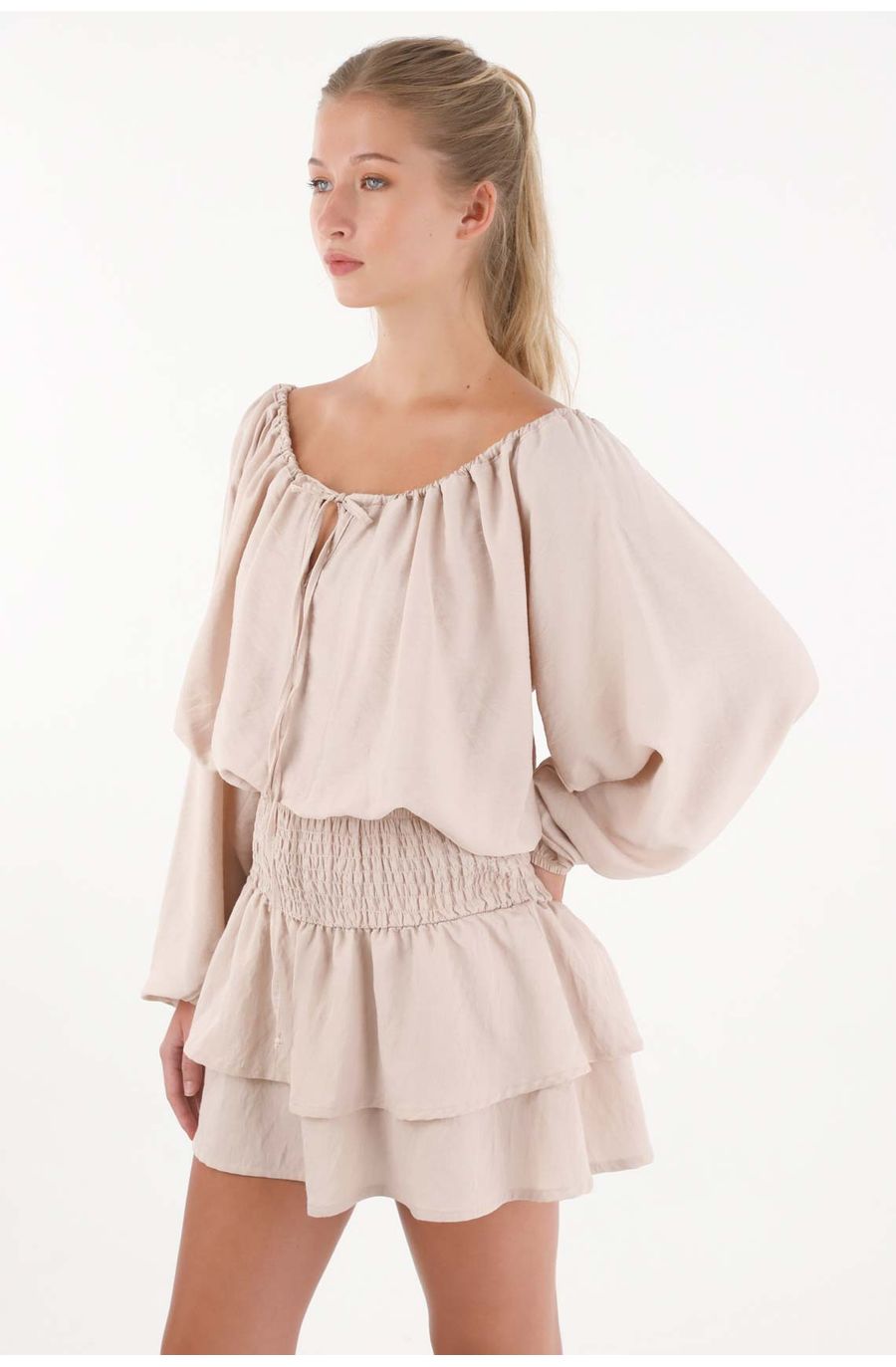 Vestido corto manga larga crudo para mujer