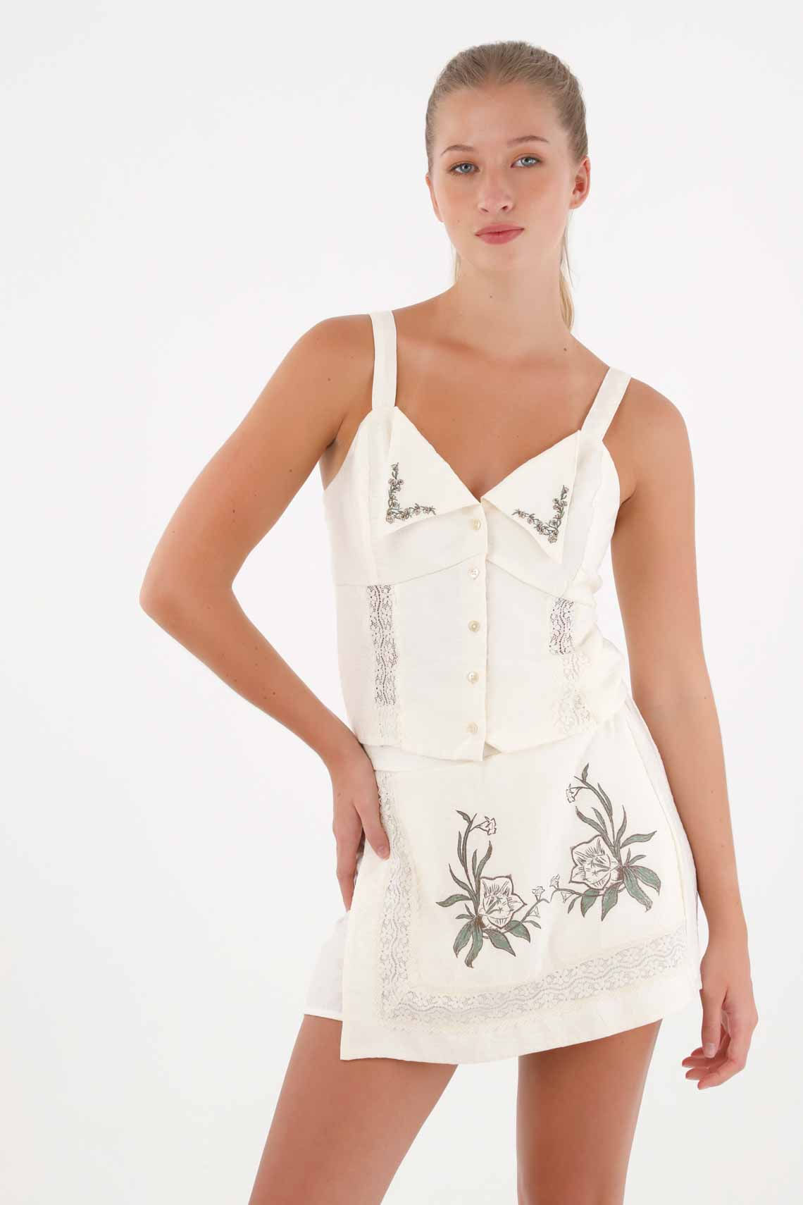 Camisa de tiras con detalles bordado crudo para mujer