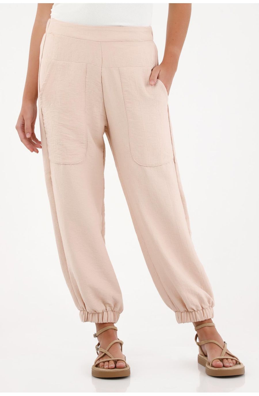 Pantalón jogger tela tipo satén rosada para mujer