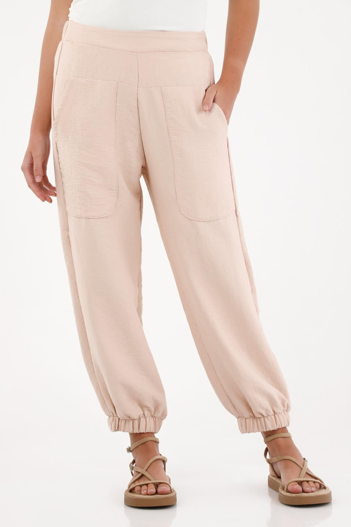 Pantalón jogger tela tipo satén rosada para mujer