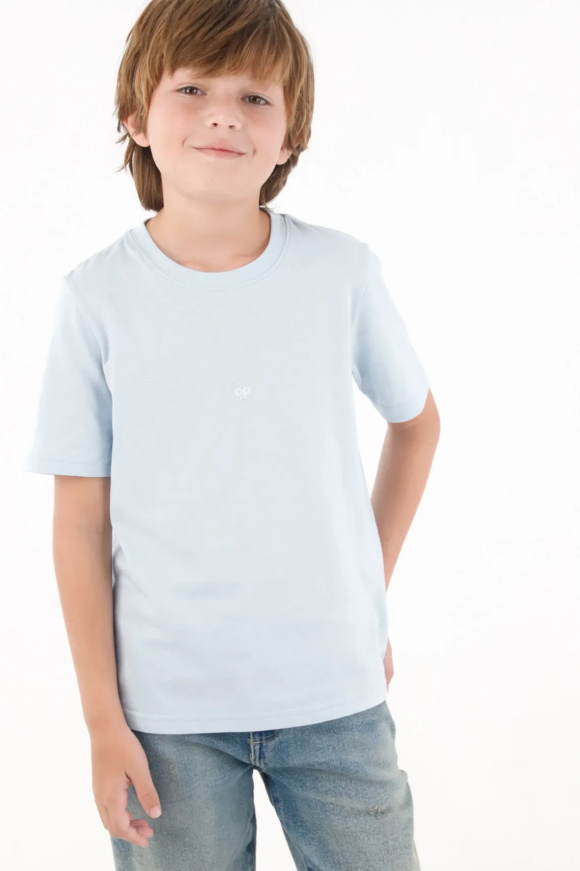 Camiseta básica cuello redondo azul para niño
