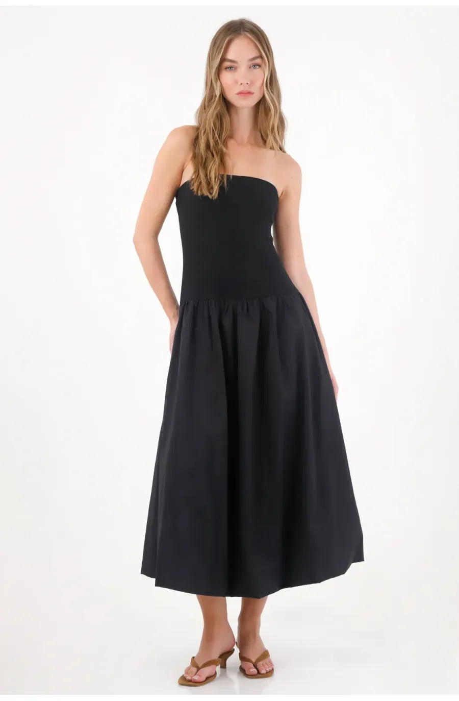 Vestido largo strapless silueta globo negro para mujer