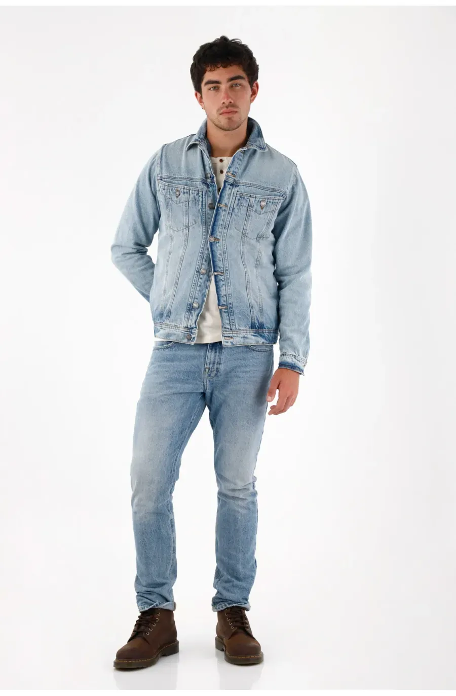 Chaqueta tipo Trucker azul para hombre