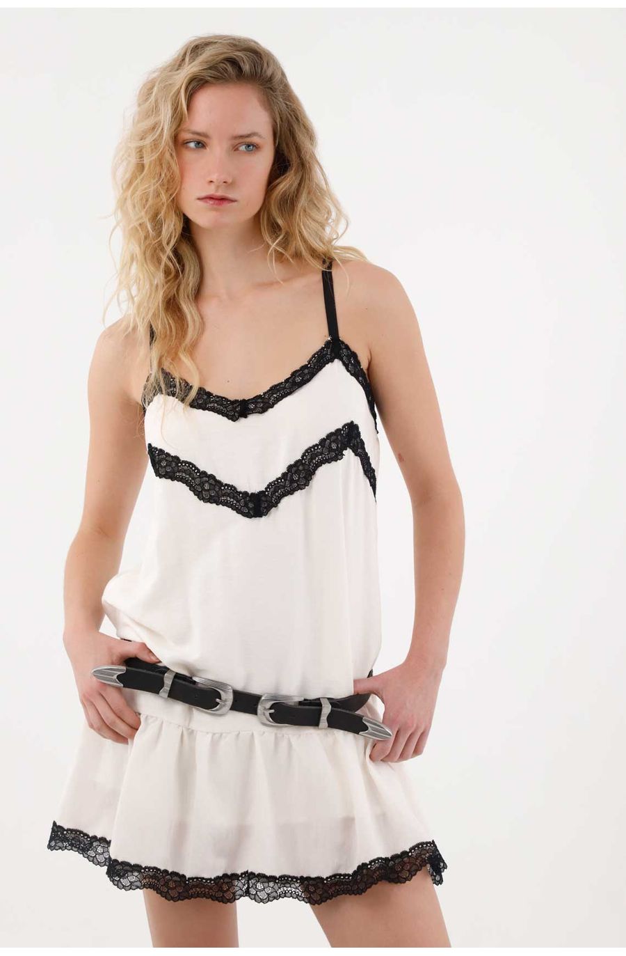 Vestido corto con bolero para mujer