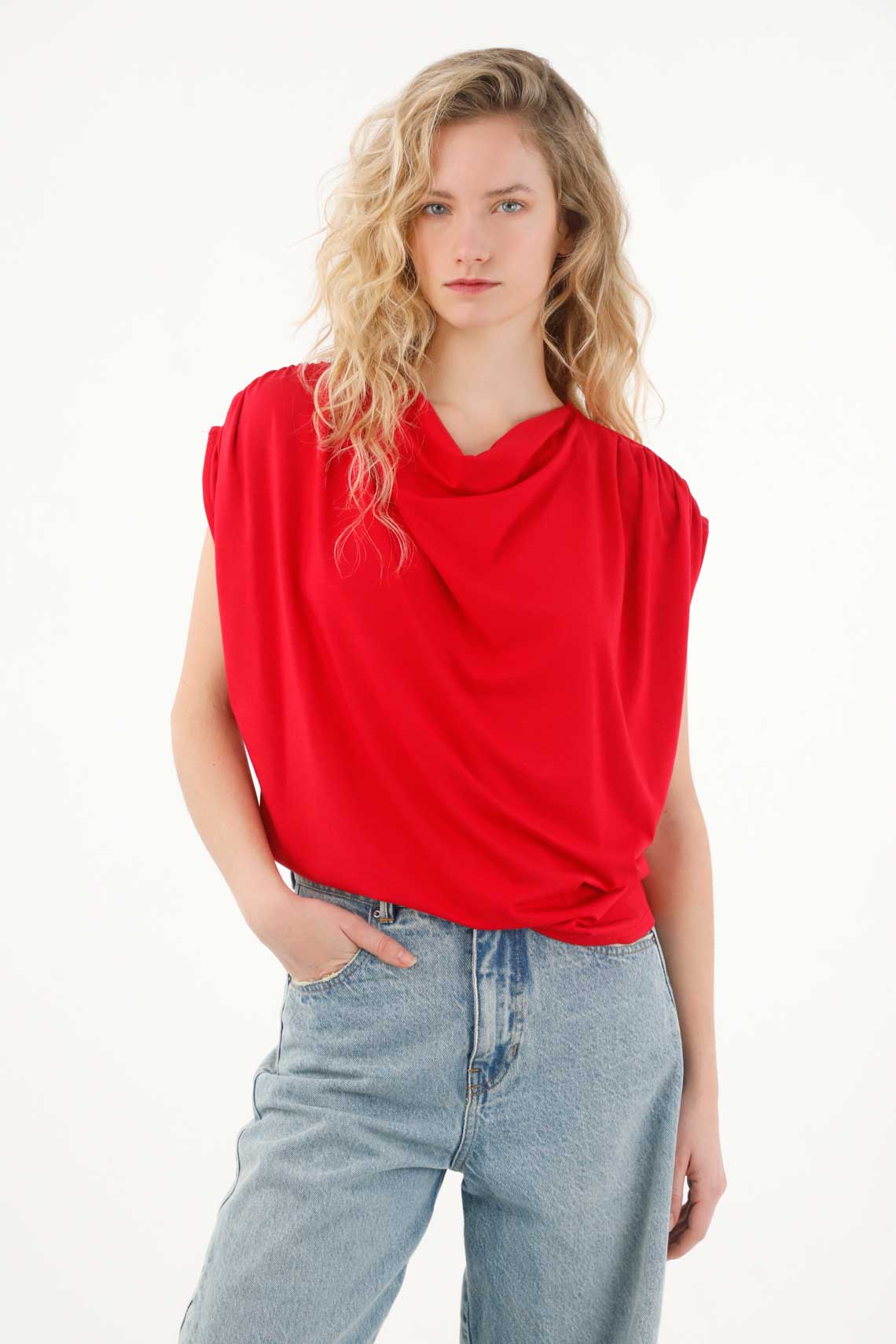 Camiseta con drappeado rojo para mujer