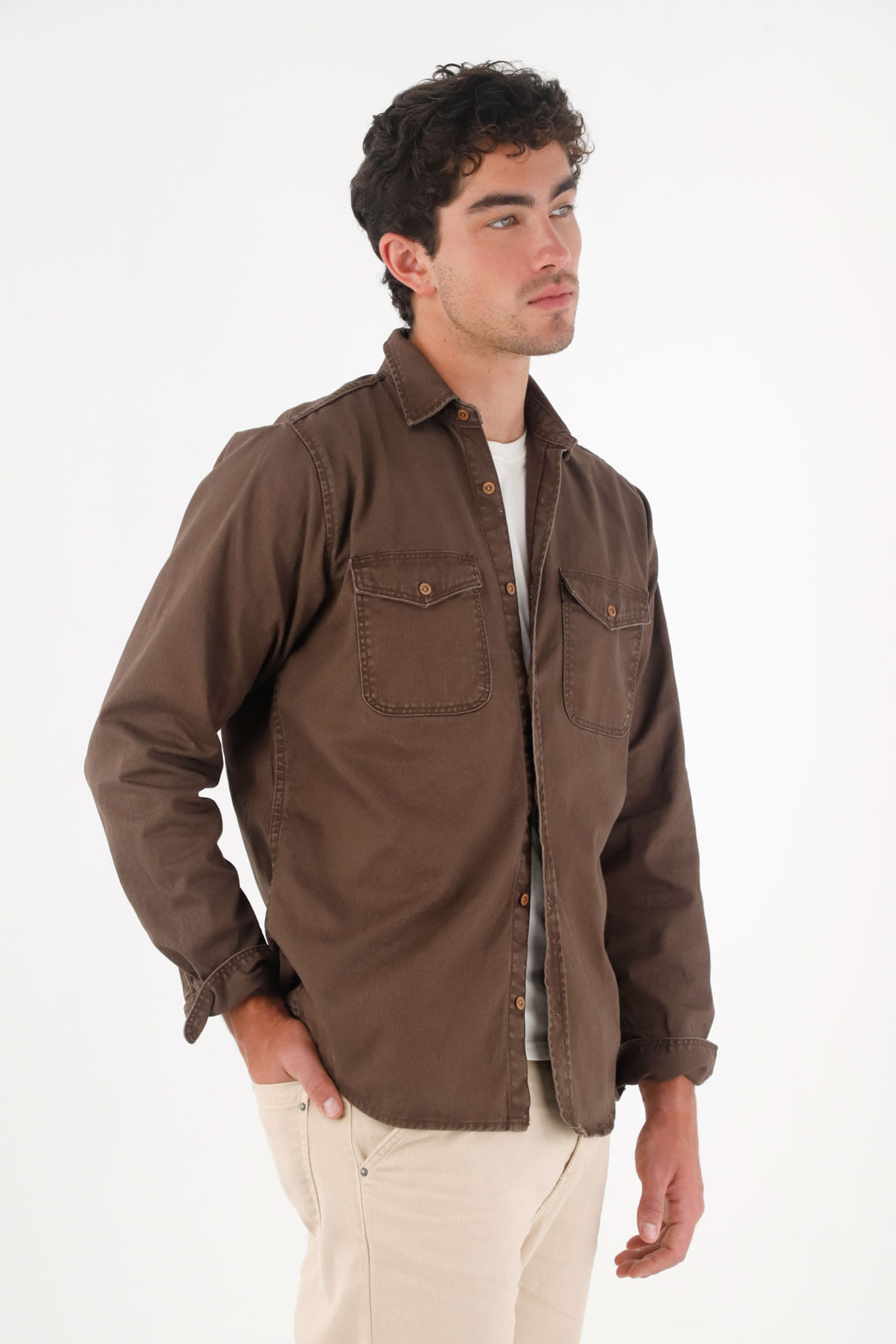 Camisa tipo chaqueta café para hombre