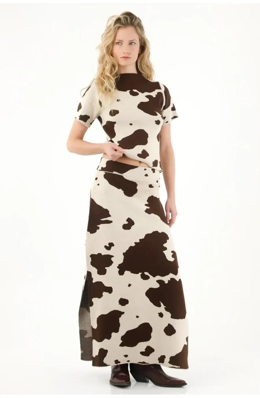 Falda larga con estampado de vaca para mujer