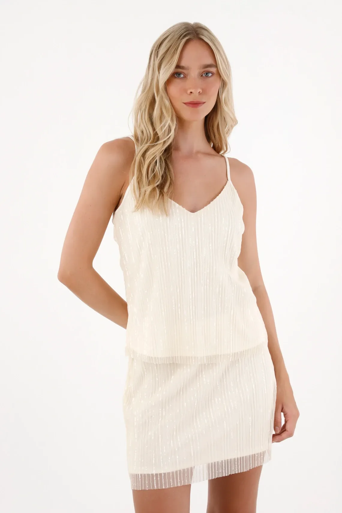 Camisa de cuello en V crudo para mujer