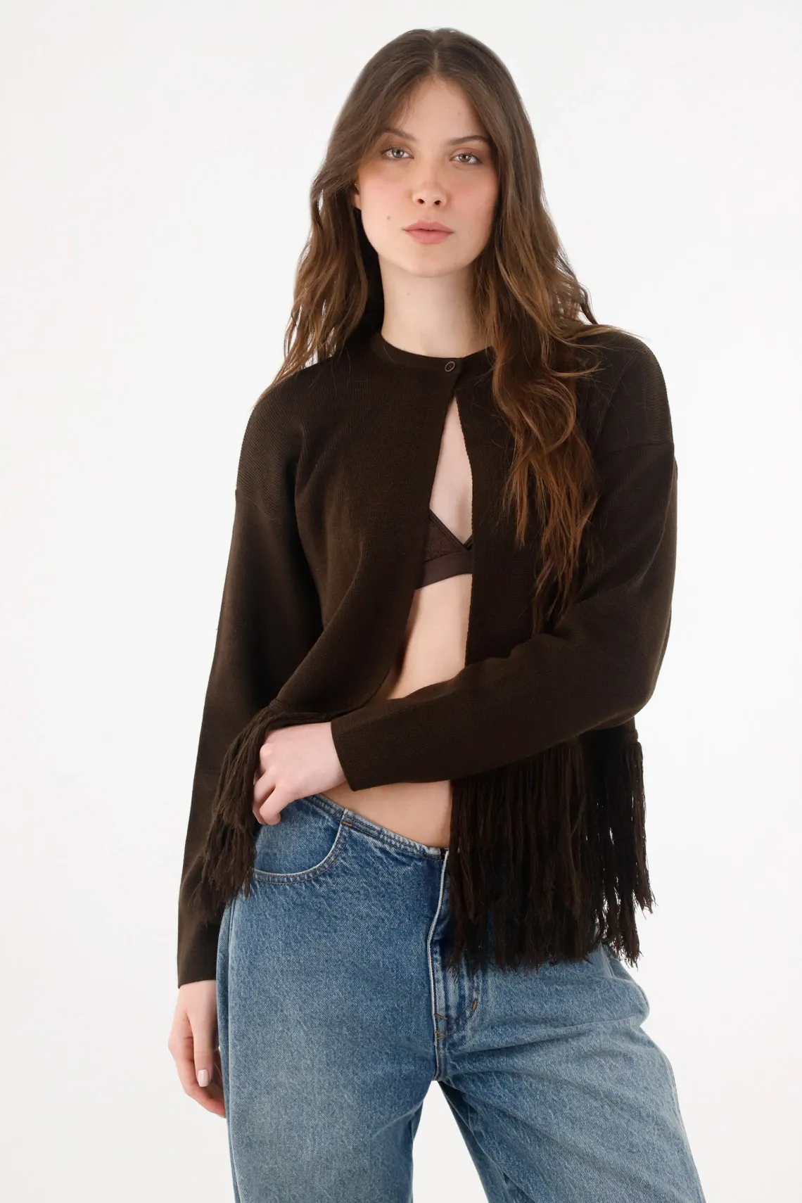 Cárdigan para mujer de punto café oscuro fit relajado con flecos en el bajo