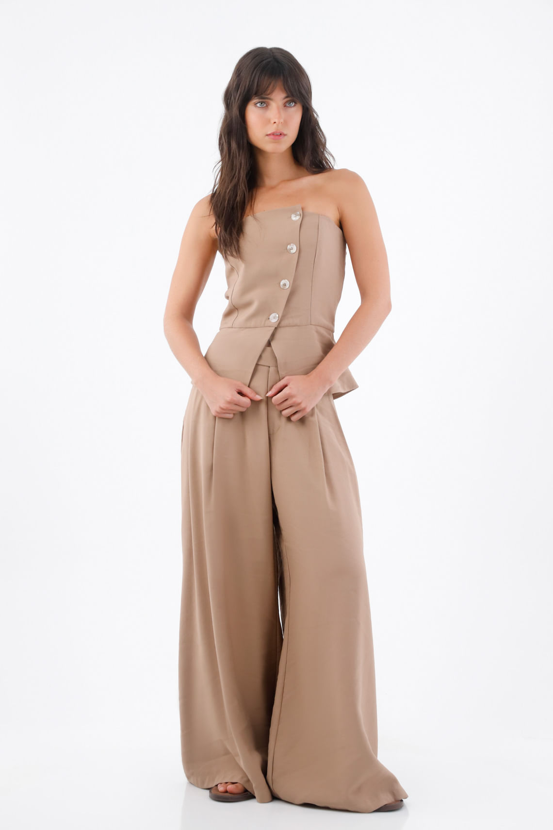 Top strapless para mujer en tejido suave beige entallado con botones asimétricos