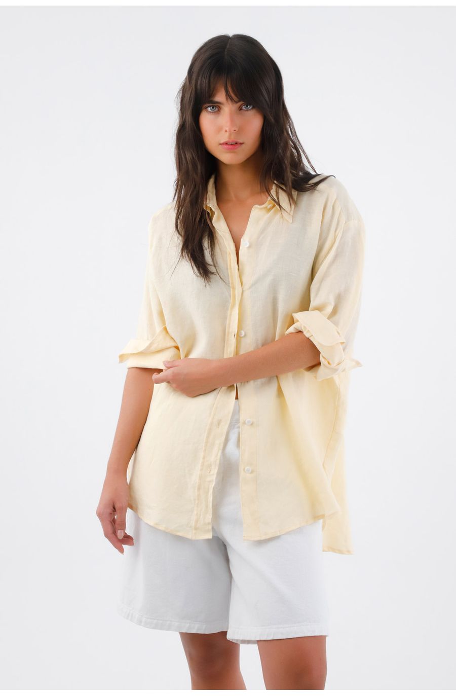 Camisa para mujer en lino amarillo oversize manga larga