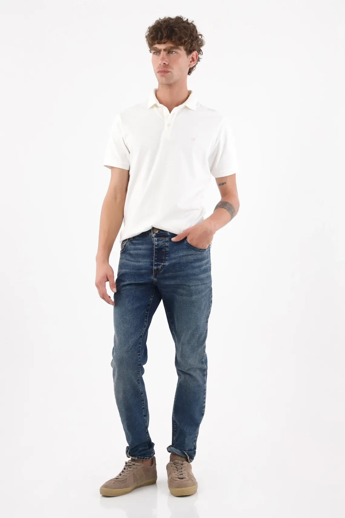 Jean para hombre en algodón índigo corte ajustado desvanecido