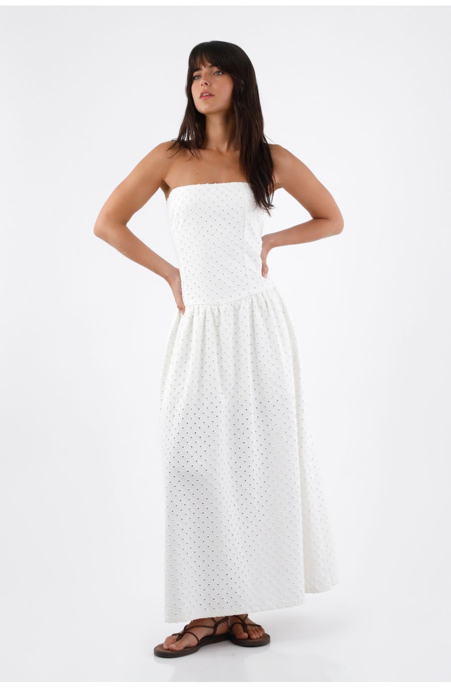Vestido para mujer algodón blanco midi sin tirantes con ojalillo