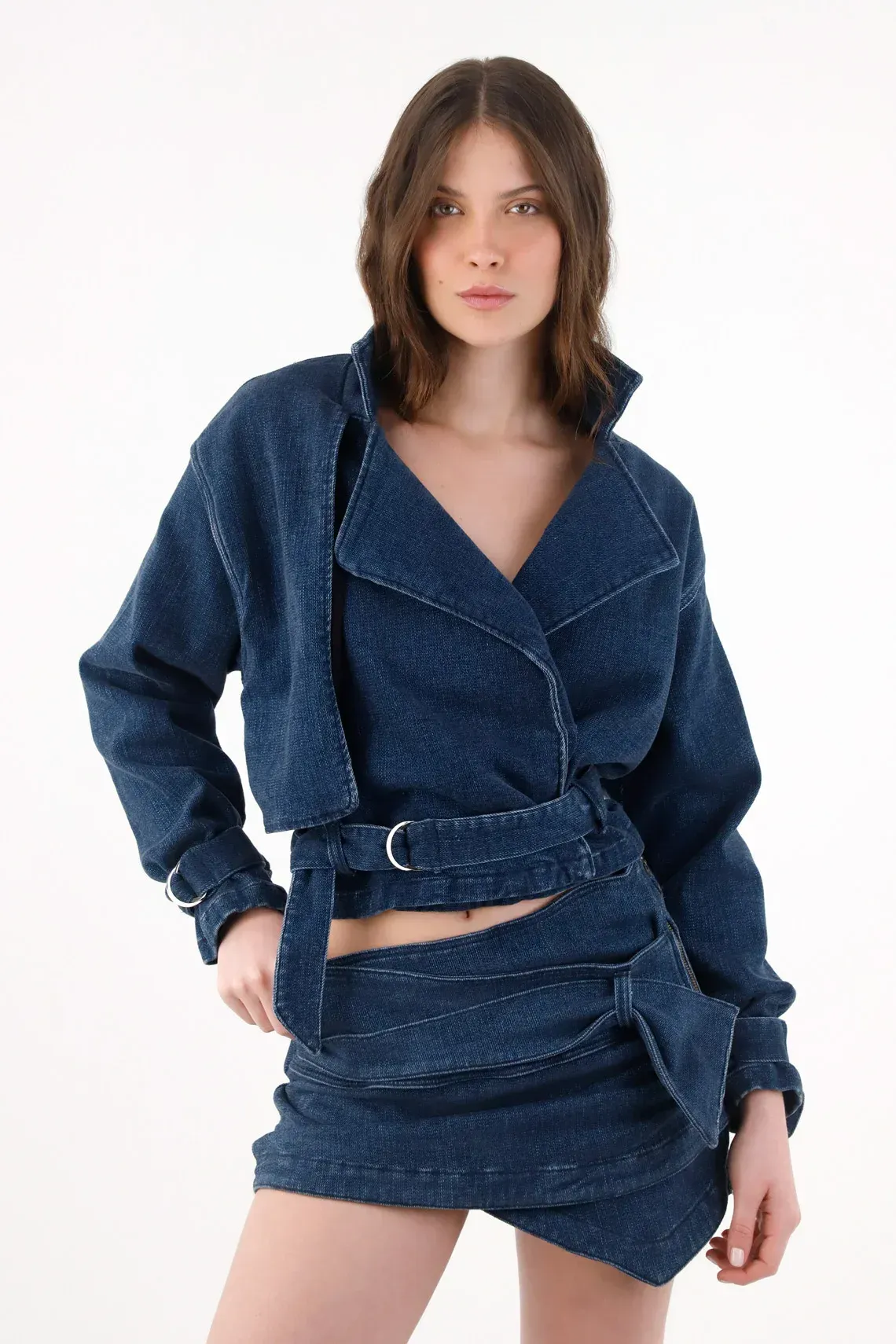 Chaqueta para mujer de algodón índigo cruzada con solapa amplia