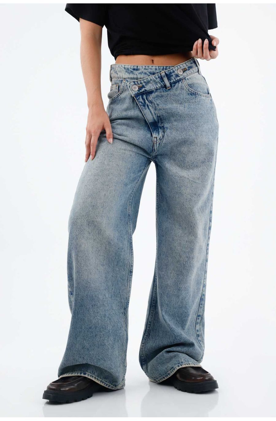 Jean para mujer denim azul claro fit wide leg con tiro alto