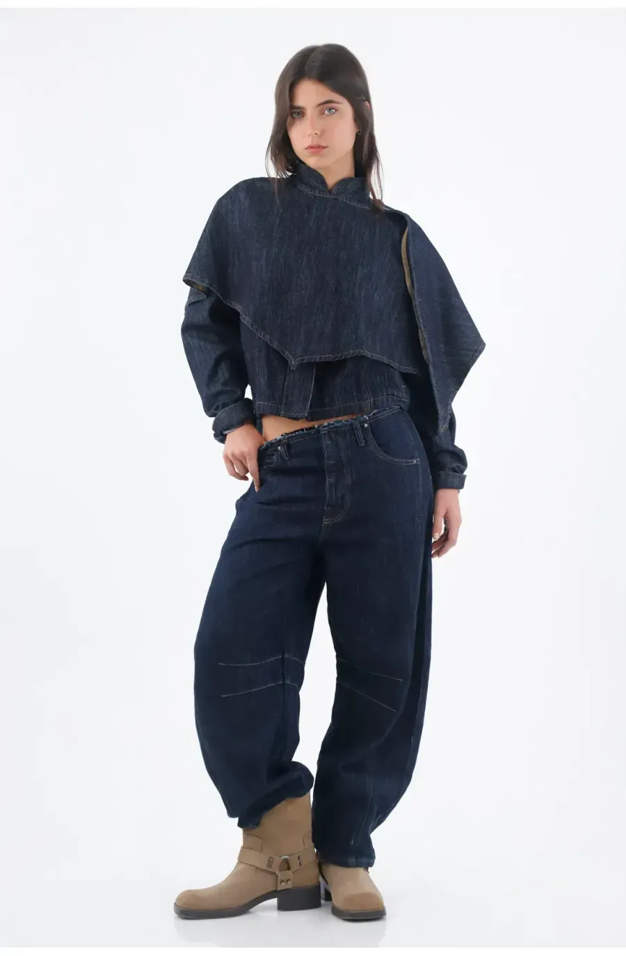 Chaqueta para mujer de algodón índigo corta con capa