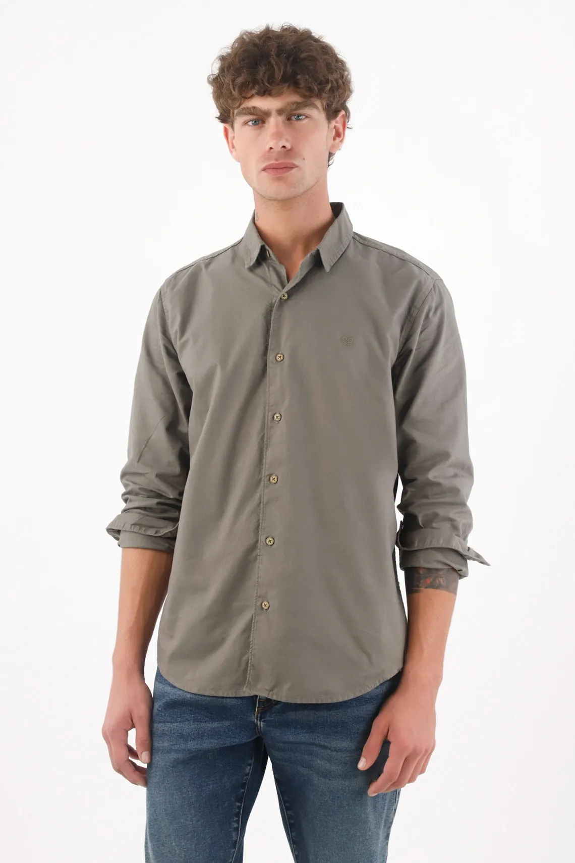 Camisa para hombre de algodón verde oliva regular fit con botones en contraste