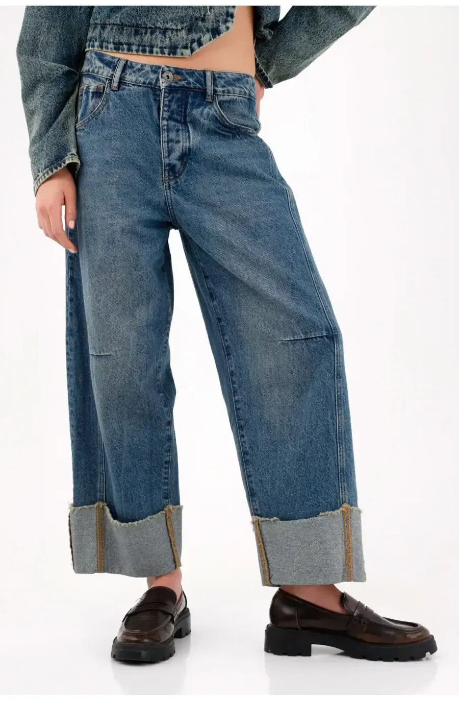 Jean wide leg con dobladillo extra ancho deshilachado en denim de algodón azul para mujer