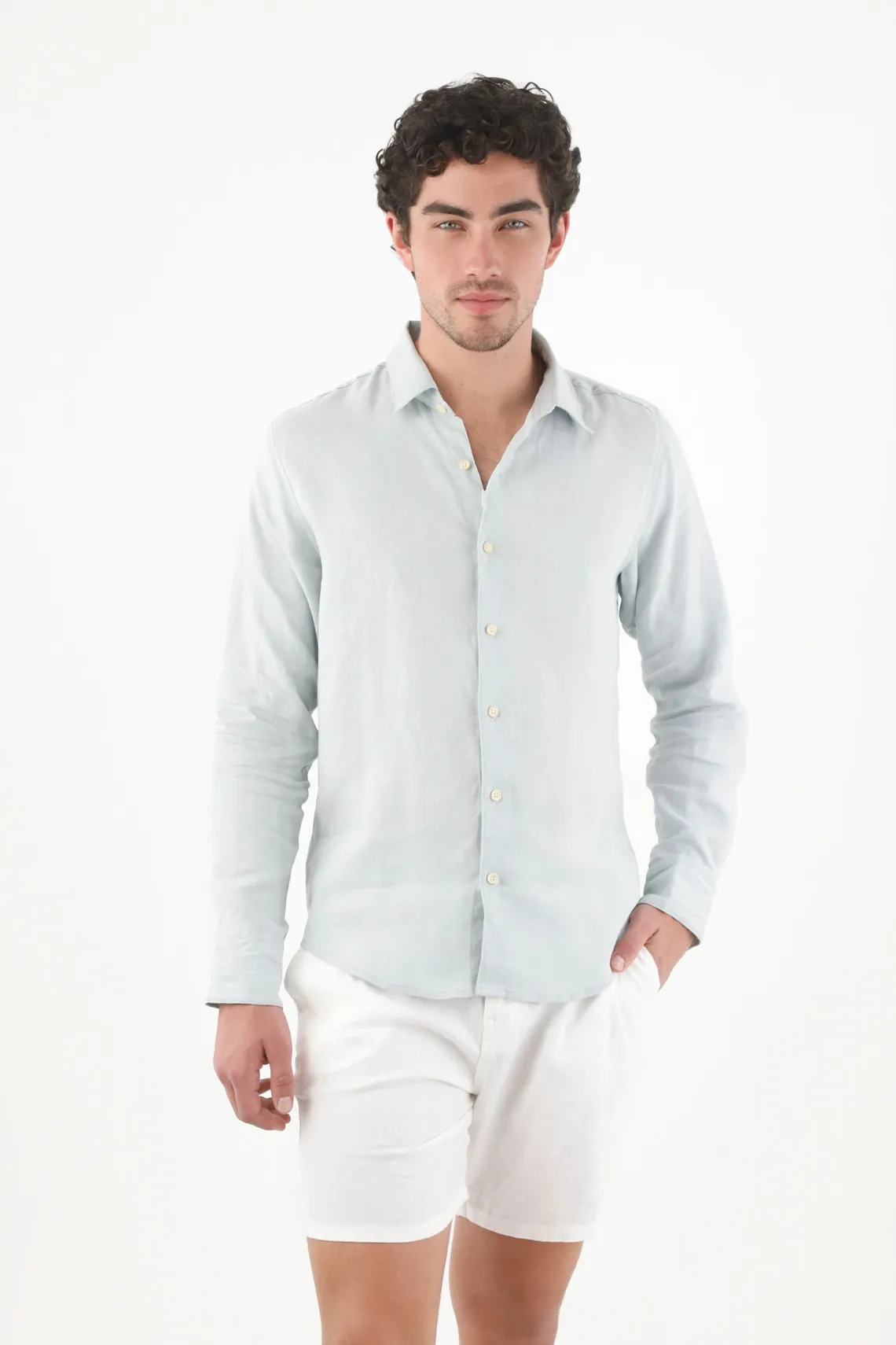 Camisa fit regular con botones crema en lino azul hielo para hombre