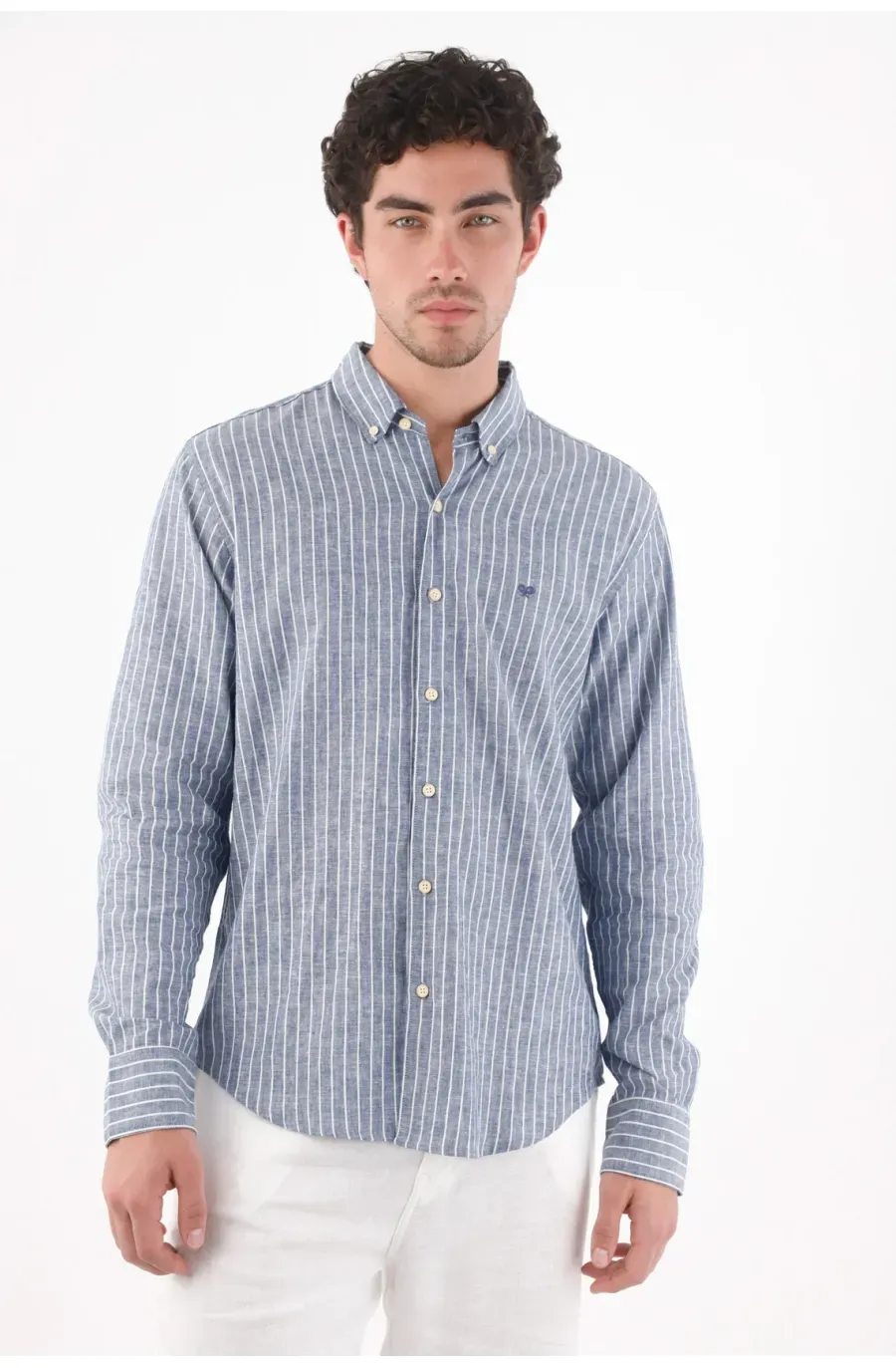Camisa regular con rayas verticales en lino azul para hombre
