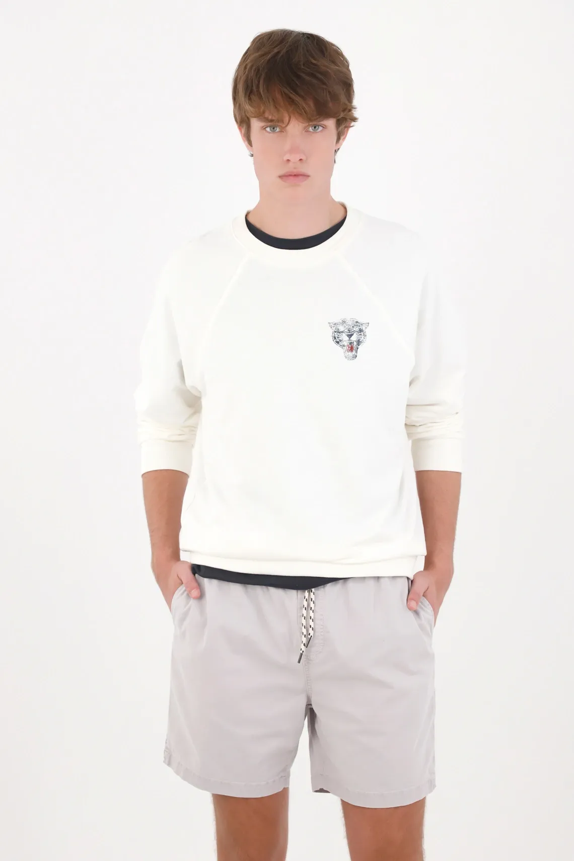 Bermuda regular fit con cintura elástica y cordón bicolor de algodón gris claro para hombre
