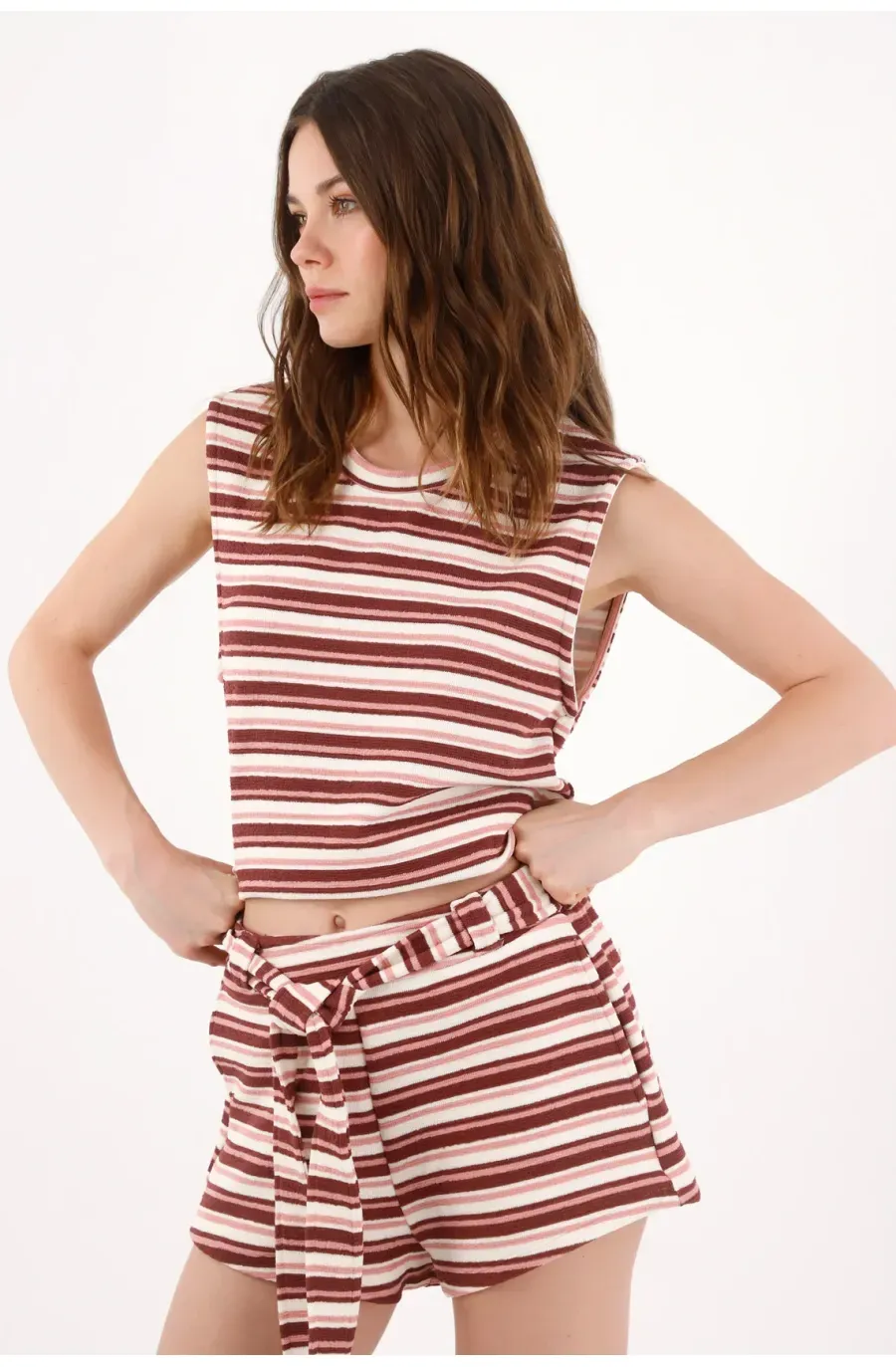Camiseta con rayas anchas en terracota para mujer