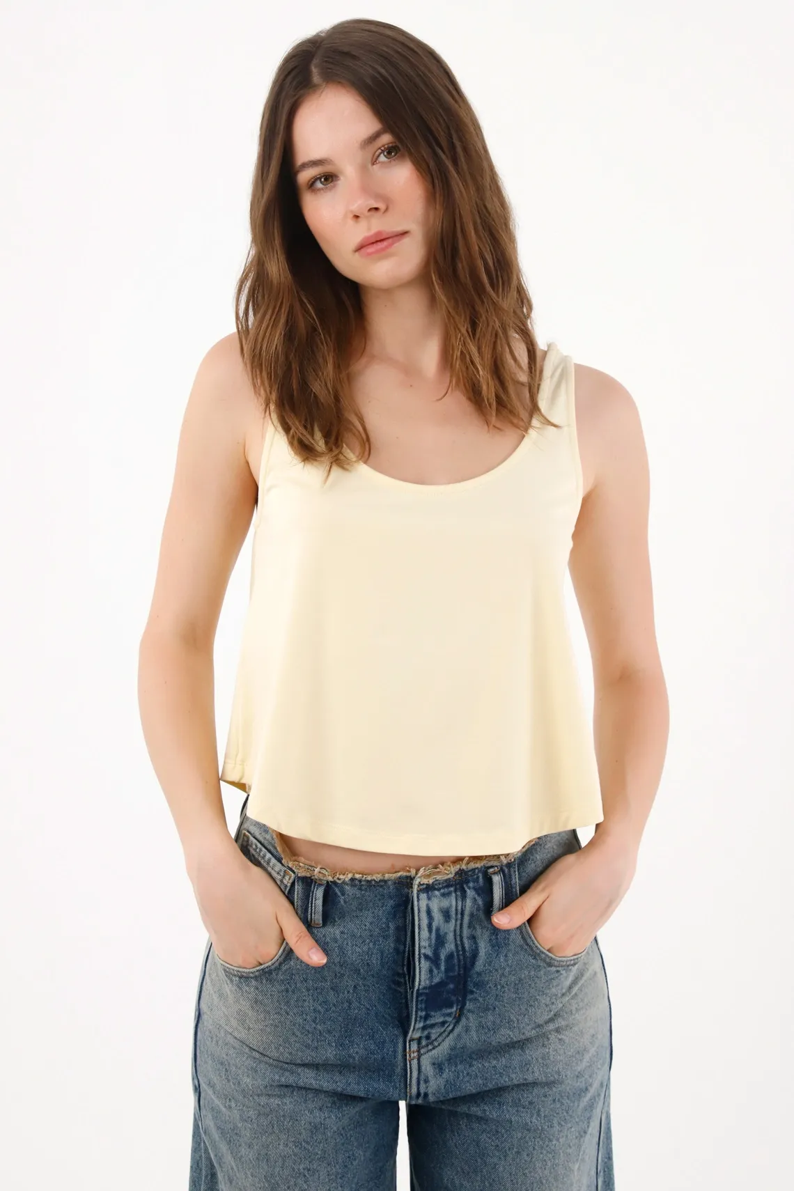 Camiseta suelta con caída amplia en algodón amarillo pastel para mujer