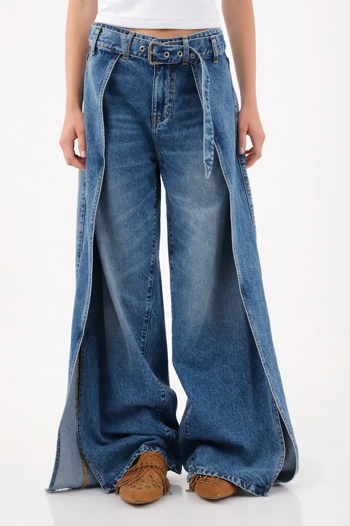 Jeans wide leg con aberturas laterales en denim para mujer