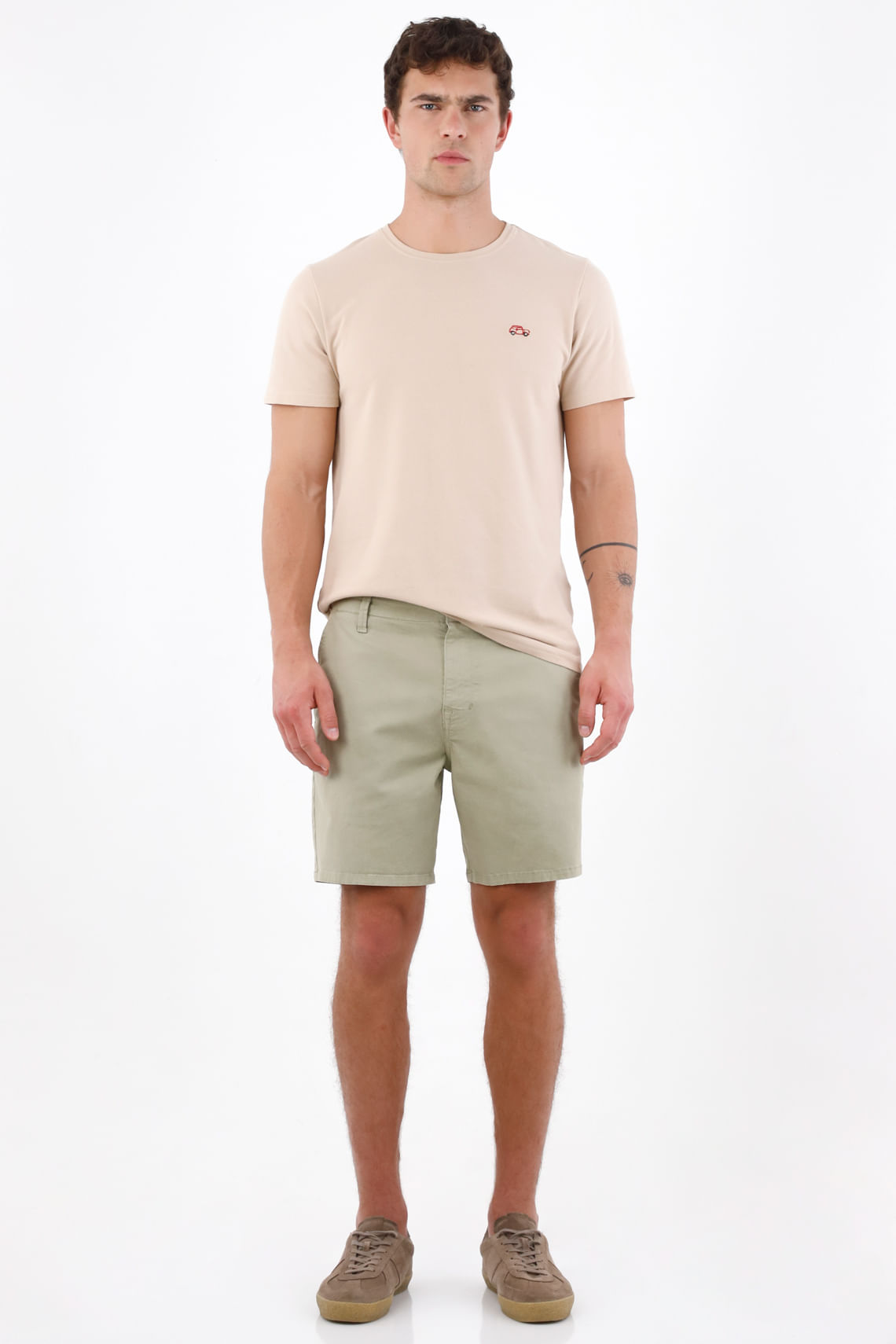 Bermuda regular fit con frente limpio y bolsillos diagonales en algodón verde oliva para hombre