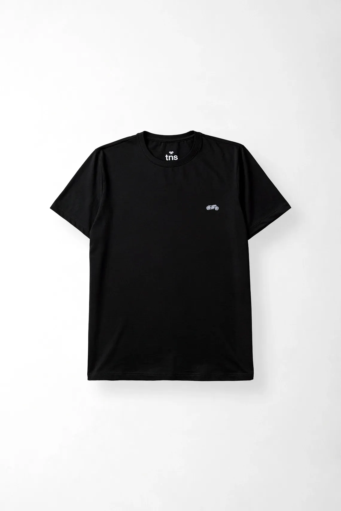 Camiseta gráfica fit clásico con mini gráfico al pecho en poliéster negro para hombre
