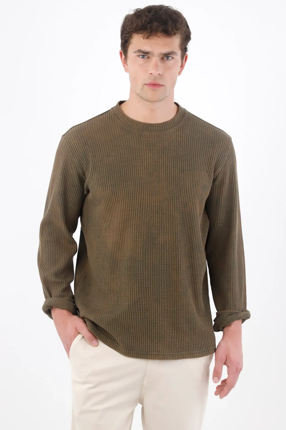 Buzo regular con tejido waffle de algodón verde oliva para hombre